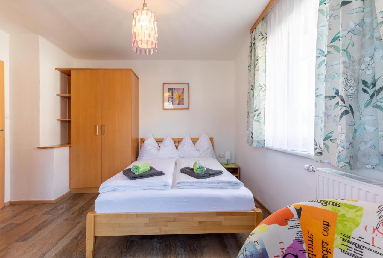 Haus Pitzer/Apartments Troicher Schladming Esterno foto